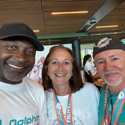 Husband, Father, CWA Strong, Miami Dolphins Season Ticket holder🐬🆙, Knicks, Mets, NY Rangers, Canes fan! 🚫MAGA🚫Hate