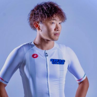 SWAG CLUB / DRAGON LING CX / 最近サウナ/幼い頃はきかんしゃトーマスを目指した時期もありましたが現実はそう甘くなく。親には人としての生き方において厳しく育てられました。そして反抗に反抗を重ねた結果がこちらになります。