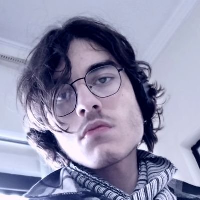 Oi, me chamo Miguel, Também conhecido como apenas Mig ou Vy