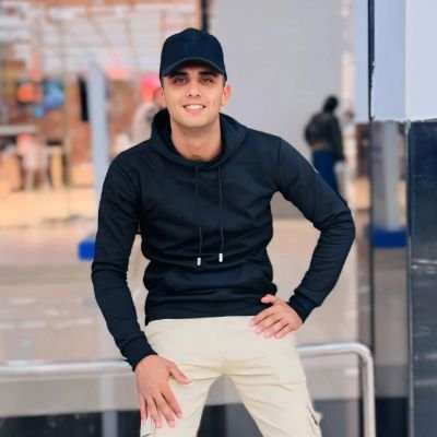 اللهُمَّ قلباً نقياً تقياً حتى ألقاك💜
police officer⭐🦅