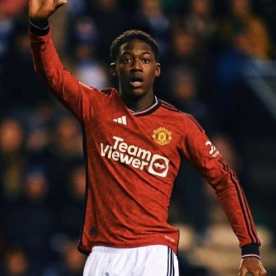 🇸🇳Muslim عِبَادُ ٱلرَّحْمَٰنِ, PhD student in Solar Energy ⚡️. Fan de Foot #ManchesterUnited & #RealMadrid