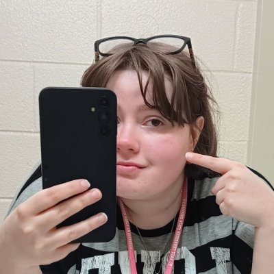 Triple Major in Media/Communications, Criminal Justice & Criminology, and English | Feminist | Associates Degree in Psychology | #freepalenstine
