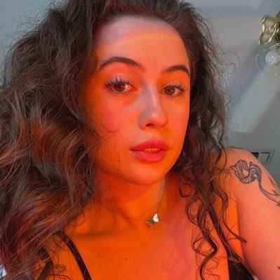 Chrise1770057's profile picture. single looking for serious relationship that will end up to marriage💍😔