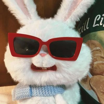 Juzipiqing_'s profile picture. 喜欢莓药就跟呼吸一样简单💙💛