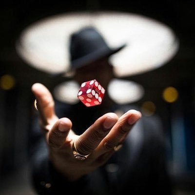 Claudio36498754's profile picture. Alea iacta est