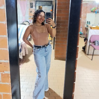 yessicaosorio03's profile picture. Aqui soy Alejandra, mucho gusto👀