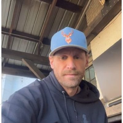 coreykent34's profile picture. girl I never meet out now