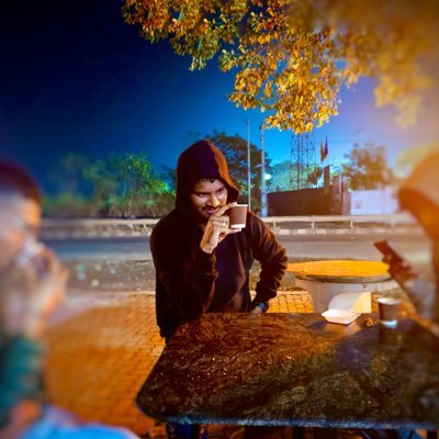 banugreddy1998's profile picture. ಕನ್ನಡಿಗ ❤️💛 student. political interest ....✌️South indian , Proud INDIAN 🇮🇳