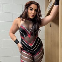 Wounded with class • NOT @DeonnaPurrazzo (@snapsomearm) 's Twitter Profile