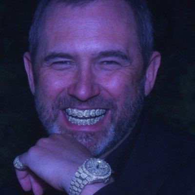 come2padre's profile picture. 🅧