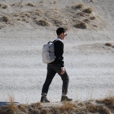 le_petit_jeremy's profile picture. @becoming_jj 的交易记录。没事儿研究点策略和唠唠嗑