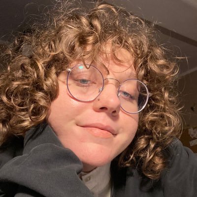 I’m honest and trustworthy woman looking for a serious old man who doesn’t lie and here for something serious