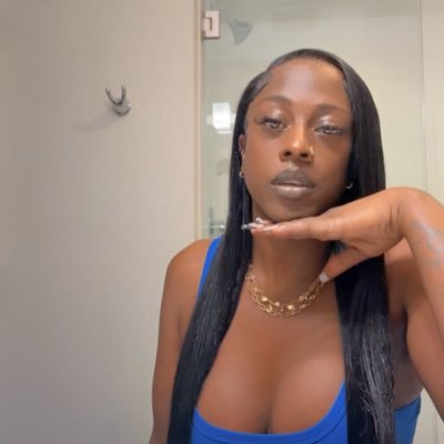 If yu want my attention ask about my rates subscribe to my OnlyFans https://t.co/LHc02eC2wW