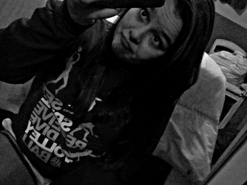 I may not be the prettiest girl, but personality beats prettiness anyday. I love Justin Bieber & Austin Mahone!