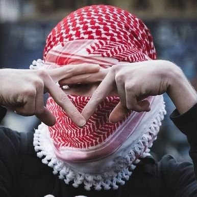 よろしくお願いしまーす🌱
✊🏻 We Stand With 🇵🇸 Palestine, From the 💧River to the
🌊 Sea, Palestine will be Free. God's Promise is Certain. اِ نْ شَآ ءَ اللّهُ
☝🏻