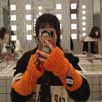 j12xsxNf8H41113's profile picture. 