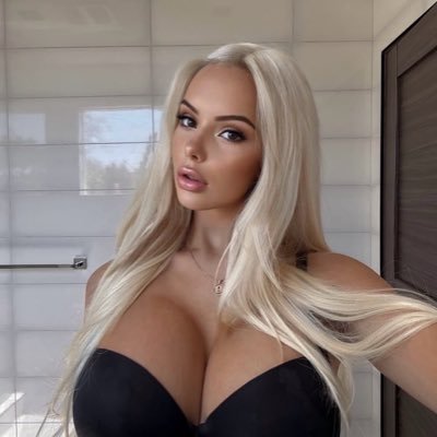 the embodyment of pretty privilege | pure findom | 𝐭𝐞𝐥𝐞𝐠𝐫𝐚𝐦:https://t.co/YeIGyakL31 | no tribute, no answer |