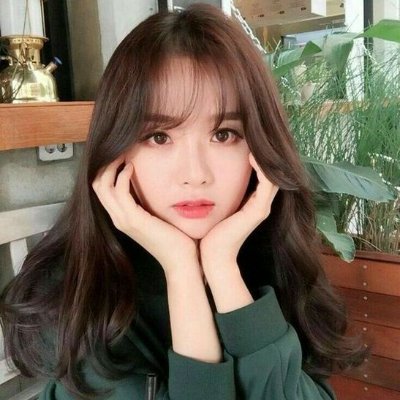 HannahSmit55056's profile picture. 