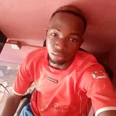 I'm an easy going person...
I believe in nature and God🙏
Up Gunners 🤲
FC for life 🦅❤️
A professional barber