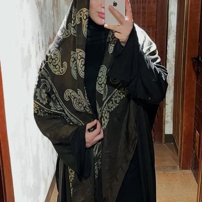 میخواستم وکیل بشم
🇮🇷زاده
🇦🇫اهل
خونمون هم تهران