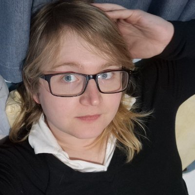 Palaeoceanographer, Trans, Coastal ecology, Sea Level, Forams, Wildlife, Dinosaurs, Artist. Video essayist (GeoDuck GeoScience). Jesus? Nerdy leftist. She/Her