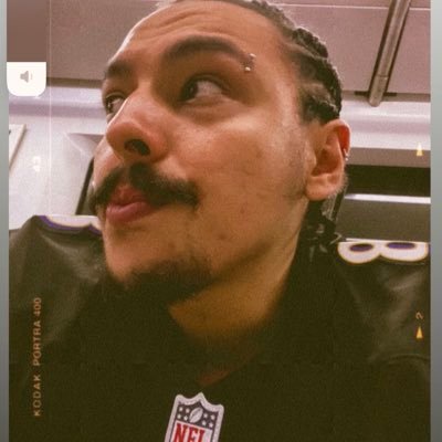 ShakeSteli's profile picture. bonesetter eklem manipülasyonu uygulayıcısı..