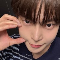 jongari (@llcccut) 's Twitter Profile