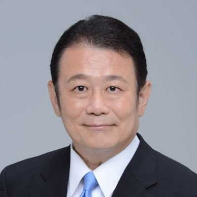 2023.4.23の統一地方選挙で4期目の再選を果たさせていただいた公明党の新宿区議。元職では民間企業で経営企画やマーケティングを担当。ビジネスでの問題解決や価値創造の方法論を政治に応用出来ないかと奔走中。関心事項は持続可能な社会保障の仕組みづくり、若者の政治参画、自閉症スペクトラム支援、医療的ケア児支援など。