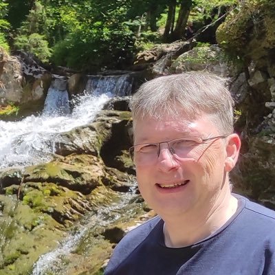 derouckbart's profile picture. — Localisation Desktop Publishing (DTP) Specialist — 合気道 — Percussionist — A sharp 5# is just what we all needed.