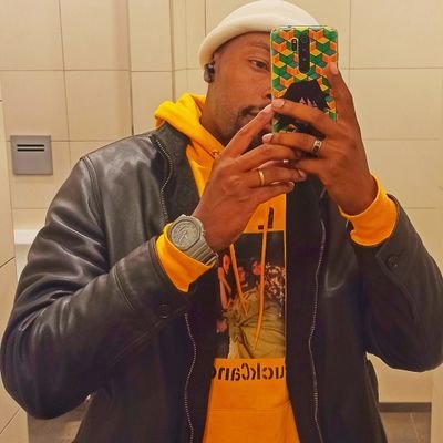 Athlete⚡🚀||
civil engineer🚧||
Violin lover🎻||
Dreams do come true||
||Timepieces collector⌚||
Be a Cactus 🌵|| 🥋