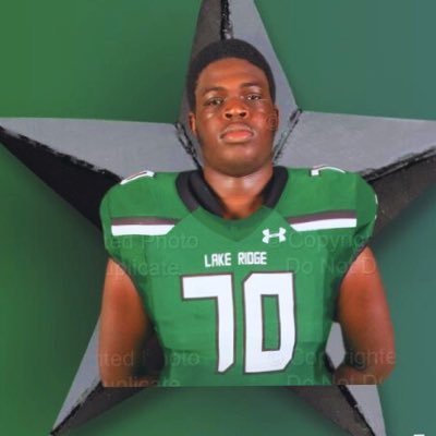 Lake Ridge 6'3 315 Ol LG Class of 2026 Chasing Excellence🏈🏈🦅 Email: abdulfatahfagbayi237@gmail.com Num : 9728966870