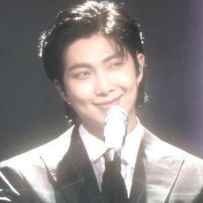 cryingover_kim's profile picture. 