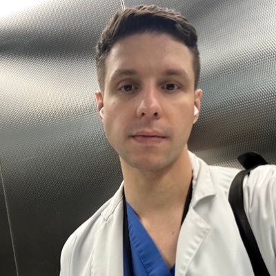 PGY-3 @IMResidencyDuke interested in Cardiac Intensive Care | Previously @DukeIR @LoyolaIMRES and @UICCOM | B.S. Physics @Pepperdine