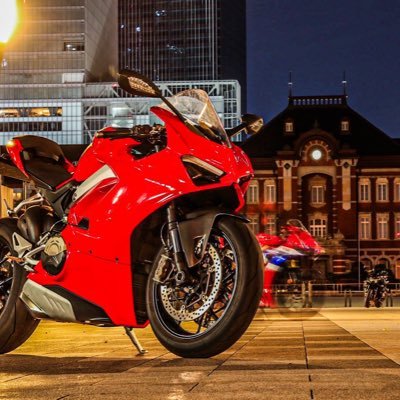 MNST_CHACHA_C's profile picture. 猫とゲームとバイクと色々なアカウント Panigale V4 CBR250RR