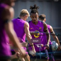 Omar (@omar_reyleigh) 's Twitter Profile