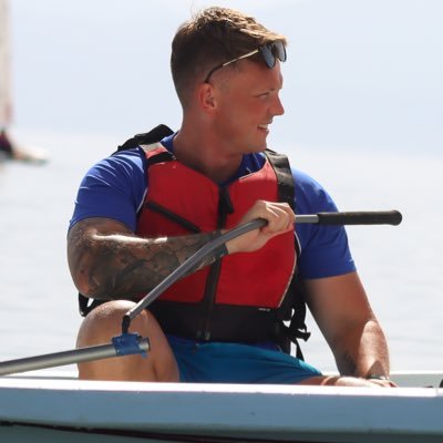 PE Teacher & Football Coach | Former Journalist @SkySports