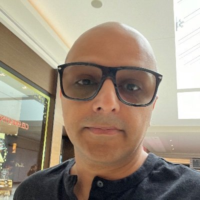 makingtechhuman's profile picture. 