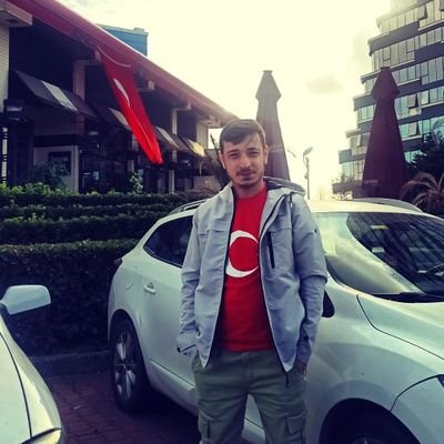 Ben Murat, kalbi ve ruhu Kızıldeniz gibi ikiye ayrılan Musa’sını kaybedip Firavun’u ile baş başa kalan Murat..#uA! Türk milliyetçisiyim 🇹🇷