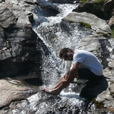 Probably typing. Computing lakes. PhD candidate at UGR.