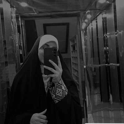 الْحَمْدُ لِلَّهِ کَمَا هُوَ أَهْلُه...
❤️پرسپولیسی تا ابد
شمالی زاده؛
عاشق شکلات تلخ؛
تاریخ خوانده
و
پول دوست😍