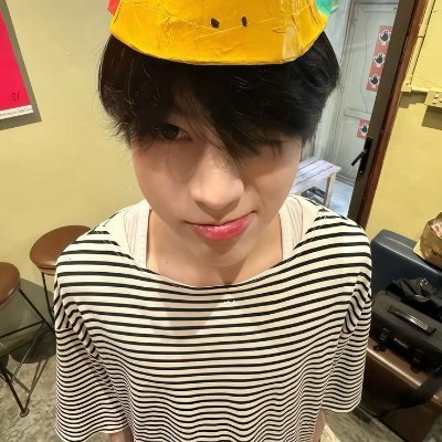 Sống hướng nội thương Hưng Bin @HANBIN_twt_ 🌻🐱
• Không đu Kpop • Chỉ vì em mà đến •