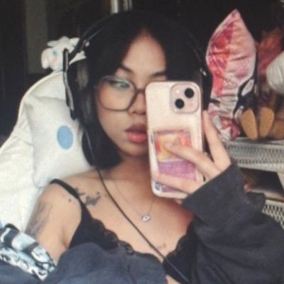 halfkoumorii's profile picture. 