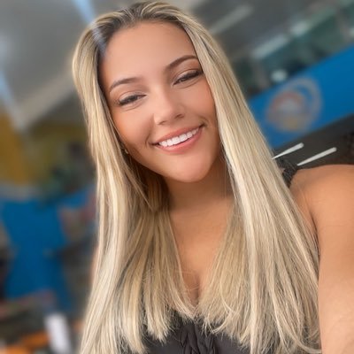 Bebel171294's profile picture. insta belinha_il 
Mãe de menina 👧