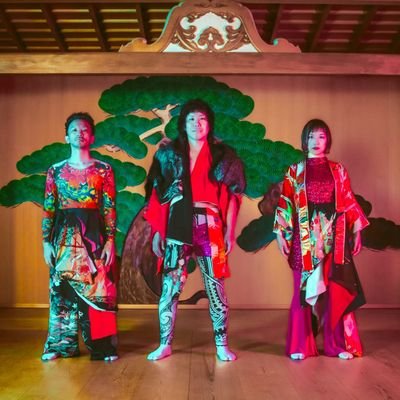 モーモールルギャバン公式Twitter。
公式HP https://t.co/OzUKpqftxV 会員制コミュニティ「GYABAN CLUB 」https://t.co/Ag8eSN0cyO