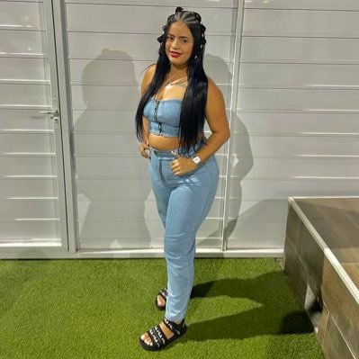 Mamãe do Pietro 💙👣👩👦 #PaiMinhaMaiorSaudade 🖤🥀✨/ @mnjotta_ 💍❤️ / Seja forte e corajoso! Josué 1:9 💖