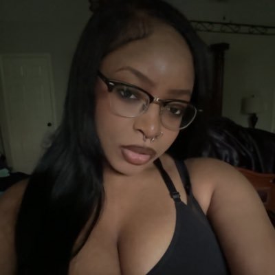 informal account for PlumPixel Studios on YouTube - i make sims stuff - any pronouns