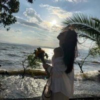 Bella (@ngn_pi) 's Twitter Profile