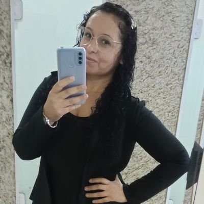 Sou Cristã 🕊️
Amo a Bíblia 📖
Sou Feliz💕
Sou Gaúcha 🧉 Patriota 💚🇧🇷