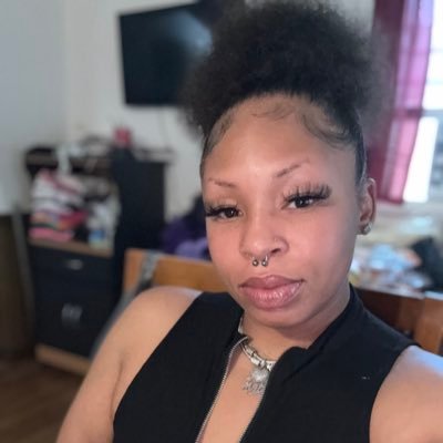 🔞 The Girl with the ❄️ Tits 💰$10 DM FEE or NO REPLY❤️🔥 🦂Scorpio 🚗 Mechanic 🚫NO MEETS 🚫NO MALE COLLABS