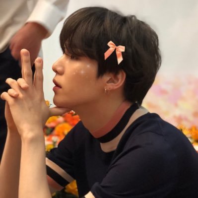 vila by bts⁷ 💜🍉 Profile